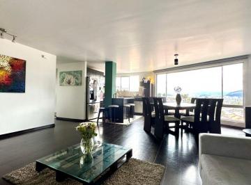 Departamento de 2 habitaciones, Quito · En Venta Departamento con Vista - Piso Alto - Sector Los Laureles