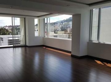 Departamento de 3 habitaciones, Quito · Hermoso con Terraza Propia 220 m² de 3 Habitaciones