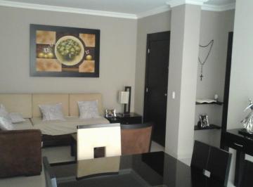 Departamento de 3 habitaciones, Guayaquil · Venta Departamento Amoblado con Patio "Las Cumbres"