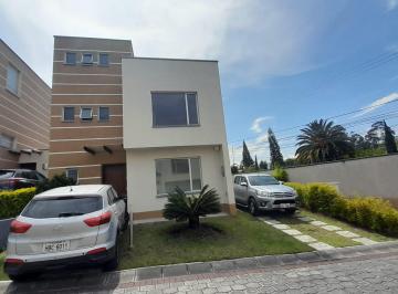 Casa de 3 habitaciones, Quito · Rento Amplia Casa en Conjunto en Tumbaco