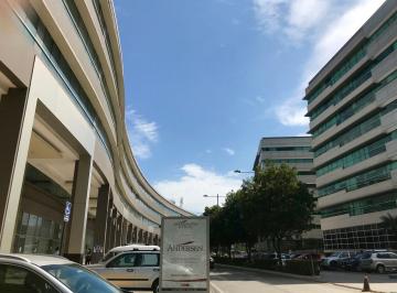 Oficina comercial , Guayaquil · Norte. Parque Empresarial Colon. Oficina de 235 m² Impecable