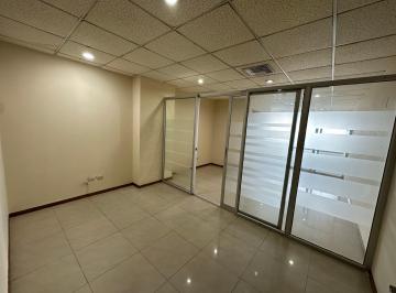Oficina comercial , Guayaquil · Alquiler Oficina 40 m² Edificio Trade Building