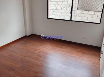 Casa · 415m² · 4 Habitaciones · 1 Estacionamiento · Venta Departamento en Quito (Vm)