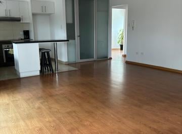 Sala - comedor · Dentro de Urbanización en Cumbaya