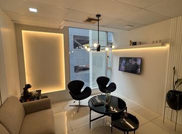 Oficina comercial de 4 habitaciones, Guayaquil · _espectacular Oficina Esquinera en Venta - Agora 21 Mall del Sol