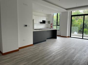 Departamento · 129m² · 3 Habitaciones · 2 Estacionamientos · Mv - Sector San Juan de Cumbaya, en Venta Dpto a Estrenar 3d 129 m² Mas Jardin Propio