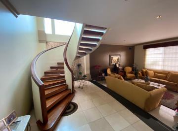 Casa · 306m² · 3 Habitaciones · 2 Estacionamientos · _amplia Casa en Principal Ceibos en Venta Excelente Ubicacion