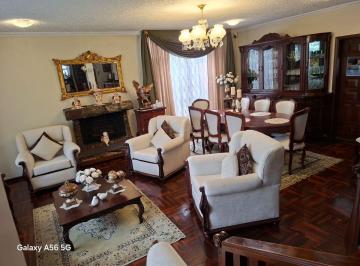 Casa de 5 habitaciones, Quito · Casa de 450 m² con 5 Dorm. en Venta y Alquiler, Real Audiencia