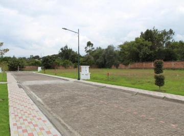 Terreno / Lote · 1509m² · En Venta Terreno en Conjunto Privado en Tumbaco (Aurelio Dávila Cajas)