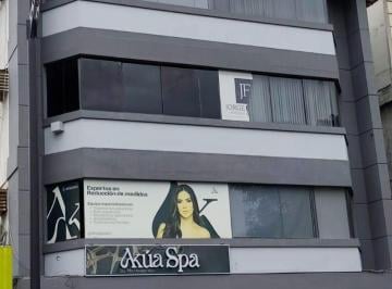 Oficina comercial , Guayaquil · Alquilo Oficina Av Victor Emilio Estrada y Guayacanes, Urdesa