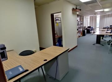 Oficina comercial , Guayaquil · Edificio World Trade Center Vendo Oficina 80 m², con Parqueo