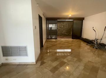 Casa de 3 habitaciones, Guayaquil · En Venta Casa de 3 Dorm. con Patio, Ubicada en Los Ceibos