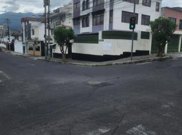 Casa de 3 habitaciones, Quito · Bajo de Precio Vendo Edificio de Cuatro Pisos Rentero Sector Jipijapa