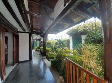 Casa de 4 habitaciones, Quito · Rento Linda Casa Rústica en El Chaquiñan