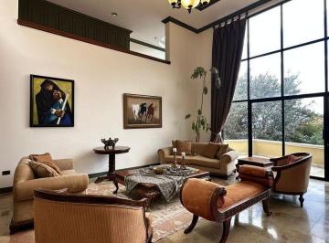 Casa de 4 habitaciones, Quito · Casa con 4 Habitaciones en Venta en Miravalle