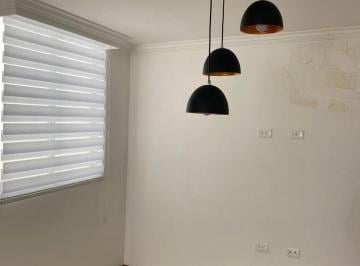 Casa de 6 habitaciones, Quito · Amplia Casa Rentera Damer 2