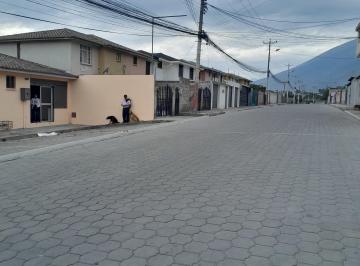 Local comercial de 1 habitación, Quito · Vendo Local Comercial de 75 m² Sector Mitad del Mundo (Rumicucho)