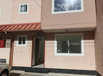 Casa · 128m² · 4 Habitaciones · 1 Estacionamiento · Calderon Casales Buenaventura Casa en Venta 4 Dorm.