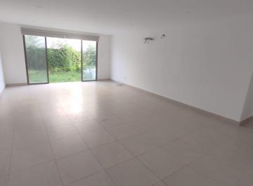 Departamento de 3 habitaciones, Guayaquil · Vendo Departamento Casi Nuevo en Villas del Bosque Planta Baja 3 Dorm.
