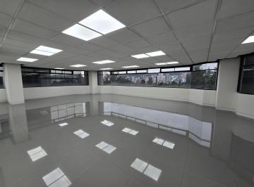 Edificio-Hotel-Fabrica de 10 habitaciones, Quito · Edificio en Venta Ideal Para Empresas E Inversionistas Frente Al Parque Carolina