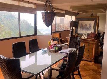 Departamento de 2 habitaciones, Quito · Vendo Departamento Balcon Piscina Gonzáles Suarez Redondel Vista a Cumbaya