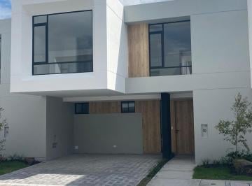 Casa de 3 habitaciones, Quito · Casa de Venta en Tumbaco, 3 Dorms con Baño, Generador Eléctrico.