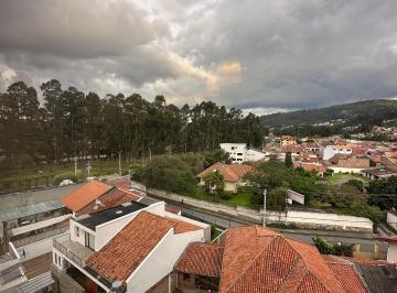 Departamento de 4 habitaciones, Cuenca · Hermoso Departamento en Venta Sector Primero de Mayo