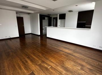 Departamento de 2 habitaciones, Quito · Alquiler 2 Dorm. Vista - Av Shyris y Suecia