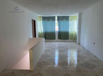 Casa · 140m² · 3 Habitaciones · 1 Estacionamiento · Venta de Casa en Atacames, Esmeraldas S. C.