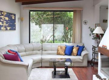 Casa · 220m² · 3 Habitaciones · 6 Estacionamientos · Vendo Linda y Amplia Casa en Camino de Los Eucaliptos - Sv
