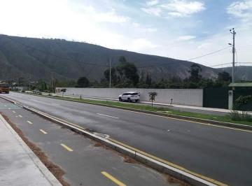 Terreno / Lote de 1 habitación, Quito · Terreno en Venta 8.466 m² Planos en Av Principal La Pampa - Pomasqui