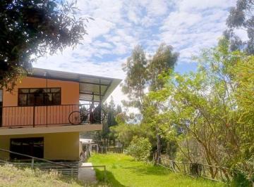 Departamento · 89m² · 5 Habitaciones · 15 Estacionamientos · Quinta en Venta en Montalvo. Tungurahua