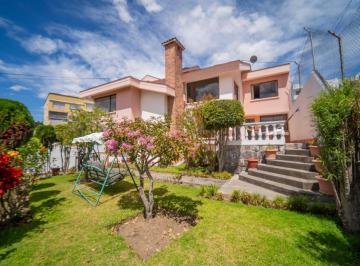 Oficina comercial · 450ha · 5 Habitaciones · 6 Estacionamientos · Vendo Casa Comercial Carcelen $225.000 Lote 733