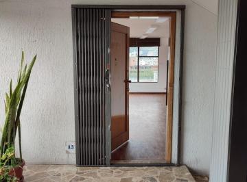 Oficina comercial · 80ha · Rento Oficina 80 m Zona Comercial La Mariscal