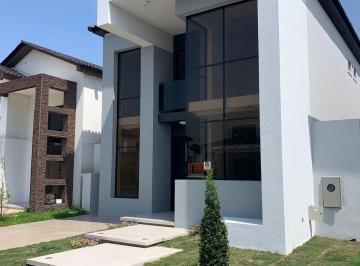 Casa de 3 habitaciones, Guayaquil · Vendo Casa Estreno Isla Celeste, 3 Dorm., Patio Amplio, Jacuzzi.