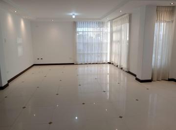 Departamento de 3 habitaciones, Quito · Urb. Jardines de Amagasí, Departamento de Arriendo