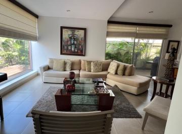 Casa de 3 habitaciones, Guayaquil · En Venta Casa en Los Primeros Km Vía a Samborondon