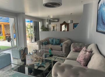 Casa de 3 habitaciones, Salinas · Se Vende Casa en Costa de Oro, Salinas