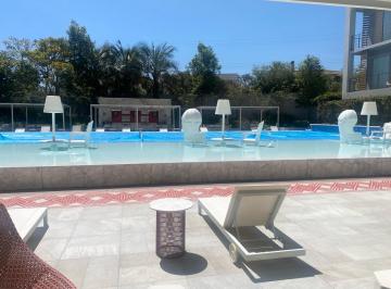 PISCINA · Cumbaya Vendo Linda Suite a m de La Usq, Piscina, Sauna, Gimnasio!