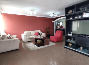 Casa de 4 habitaciones, Quito · Hermosa Casa de Venta Sector El Colibri