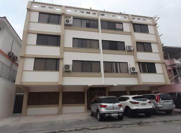 Departamento de 3 habitaciones, Guayaquil · Alquiler de Departamento en Garzota 3 Dorm. con Garaje