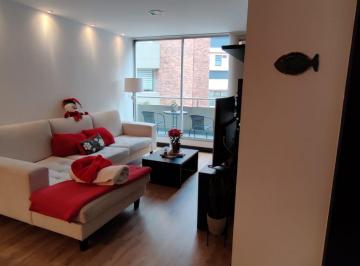 Departamento de 3 habitaciones, Quito · Departamento de Venta Tres Dorm. Sector Carolina