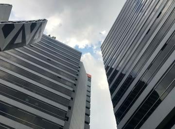 Oficina comercial de 5 habitaciones, Guayaquil · Atencion Estudios Juridicos. Oficina en Venta de Oportunidad World Trade Center