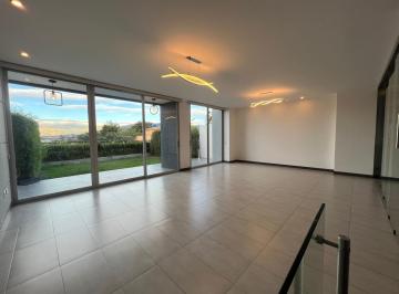 Casa de 3 habitaciones, Quito · Se Renta Hermosa Casa en El Sector de San Juan Alto, Cumbayá