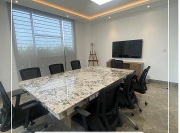 Oficina comercial de 2 habitaciones, Guayaquil · En Venta Oficina en Almax II, Incluye Parqueo