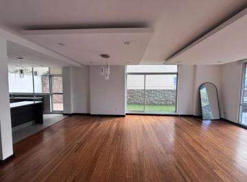 Departamento de 4 habitaciones, Quito · Amplio Departamento en Renta de 4 Habitaciones en Bellavista