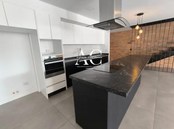 Casa de 3 habitaciones, Quito · Vendo Casa Moderna