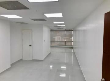 Oficina comercial , Guayaquil · De Lujo. Edificio Corporativo.. Vendo Oficina 50 m² Remodelada