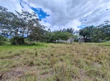 Terreno / Lote · 3305m² · Terreno en Venta 3.305 m² Sector Nayon