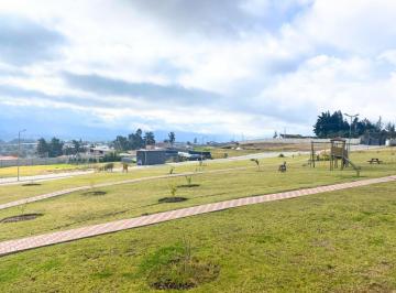 Terreno / Lote , Quito · Terreno de Venta en Checa, 1259 m², Urbanización Privada con Seguridad 24/7, Amplias Áreas Comunales